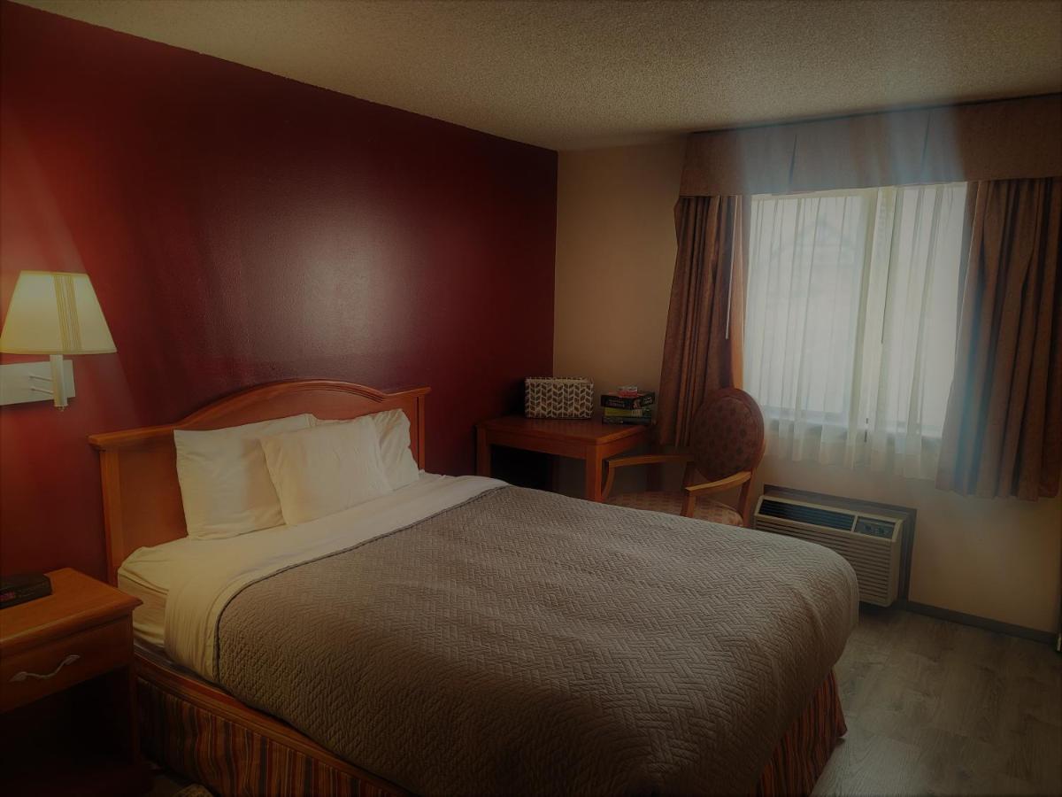 Grizzly Inn เอแวนสตัน ภายนอก รูปภาพ